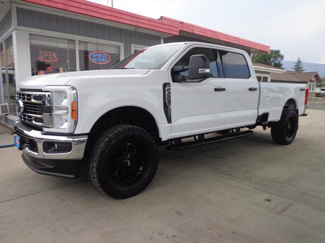 Used 2023 Ford F350 XLT image 1