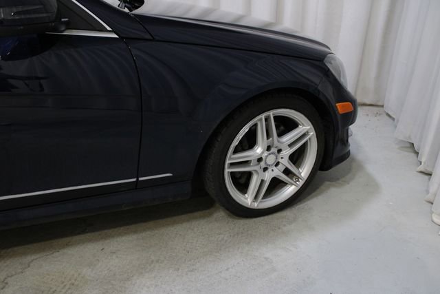 Used 2014 Mercedes-Benz C 300 4MATIC Sedan image 35