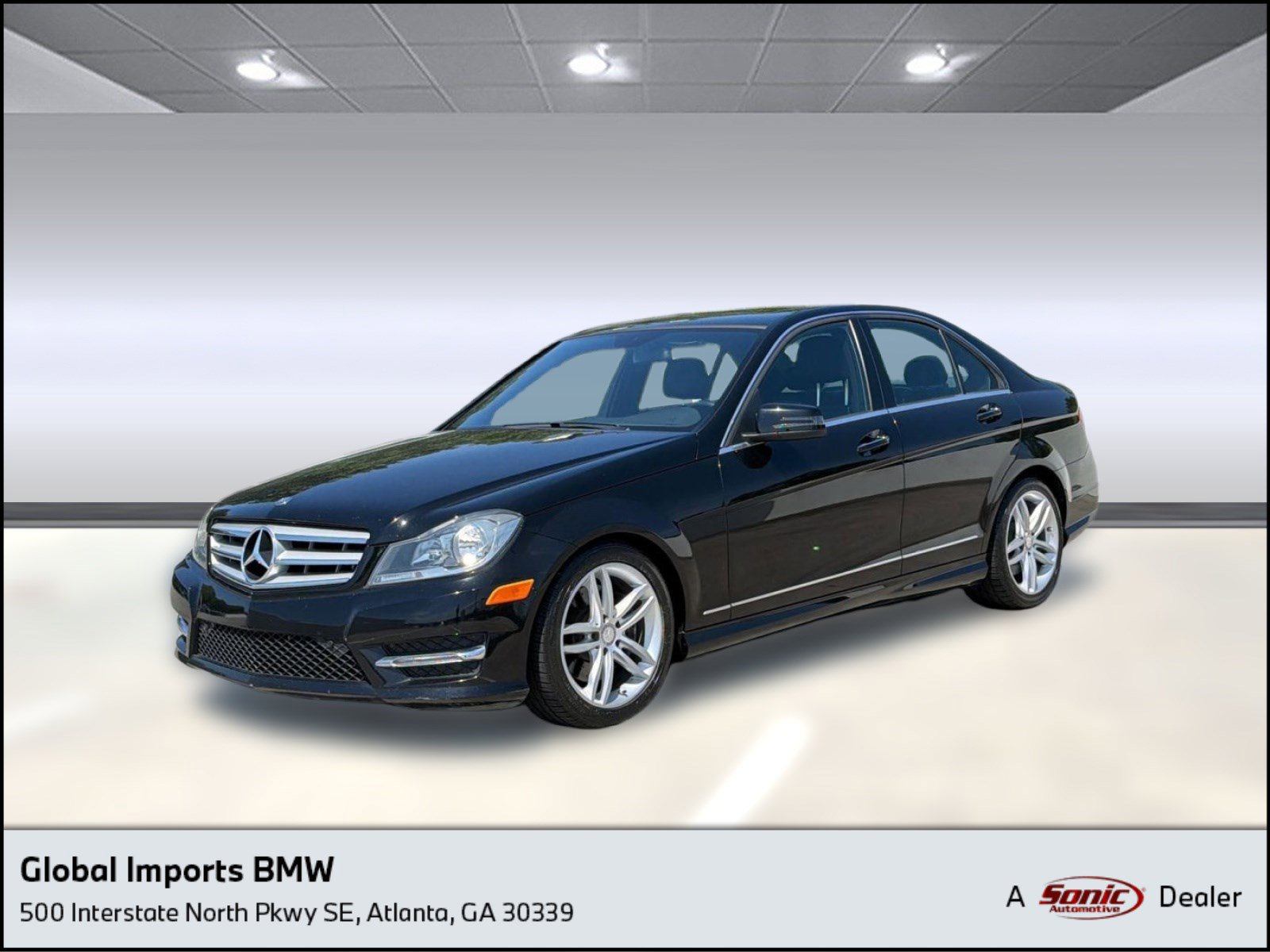Used 2013 Mercedes-Benz C 300 4MATIC Sedan image 1
