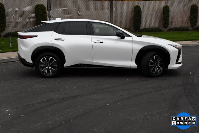 Used 2024 Lexus RZ 450e Premium image 3