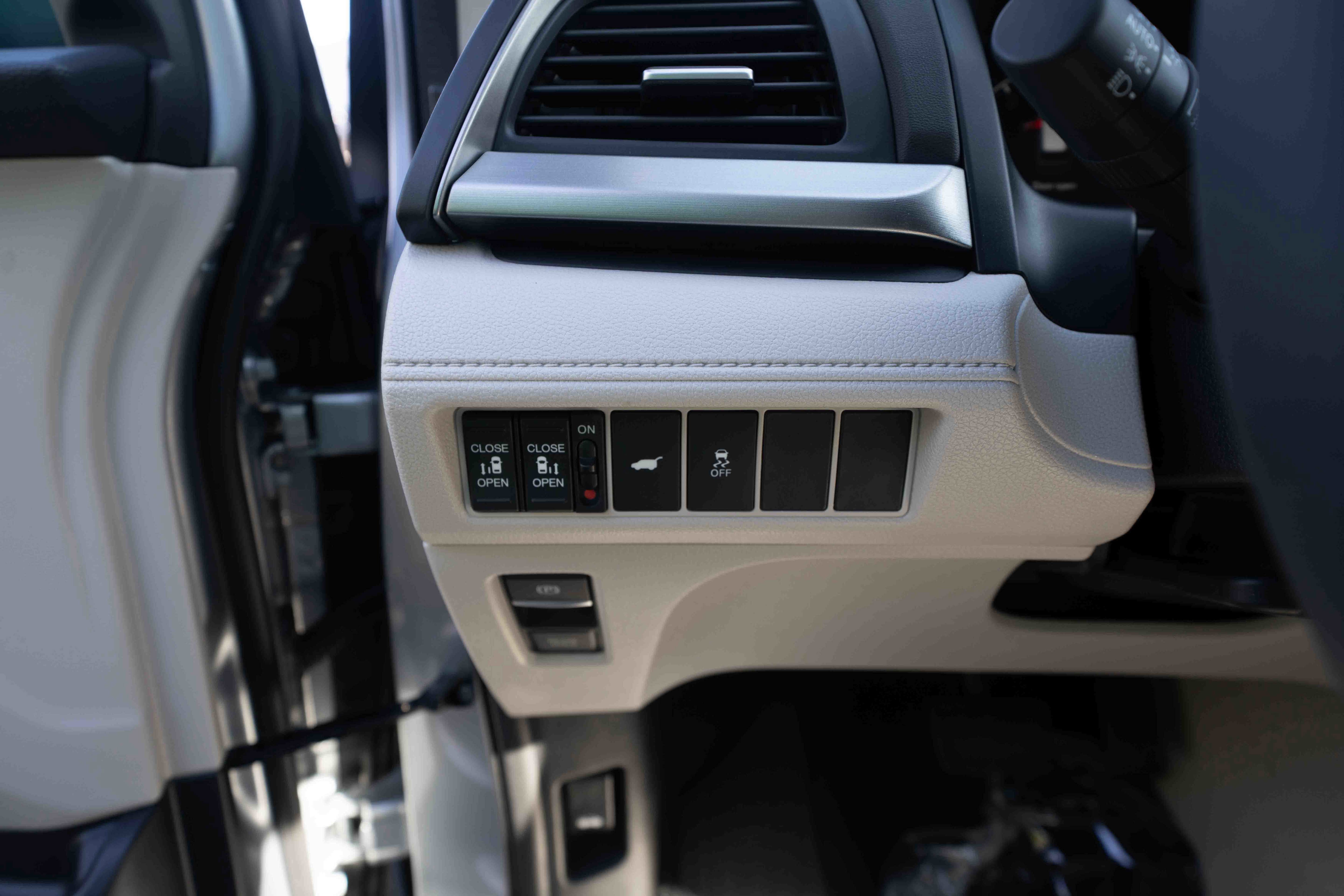 New 2026 Honda Odyssey EX-L image 11