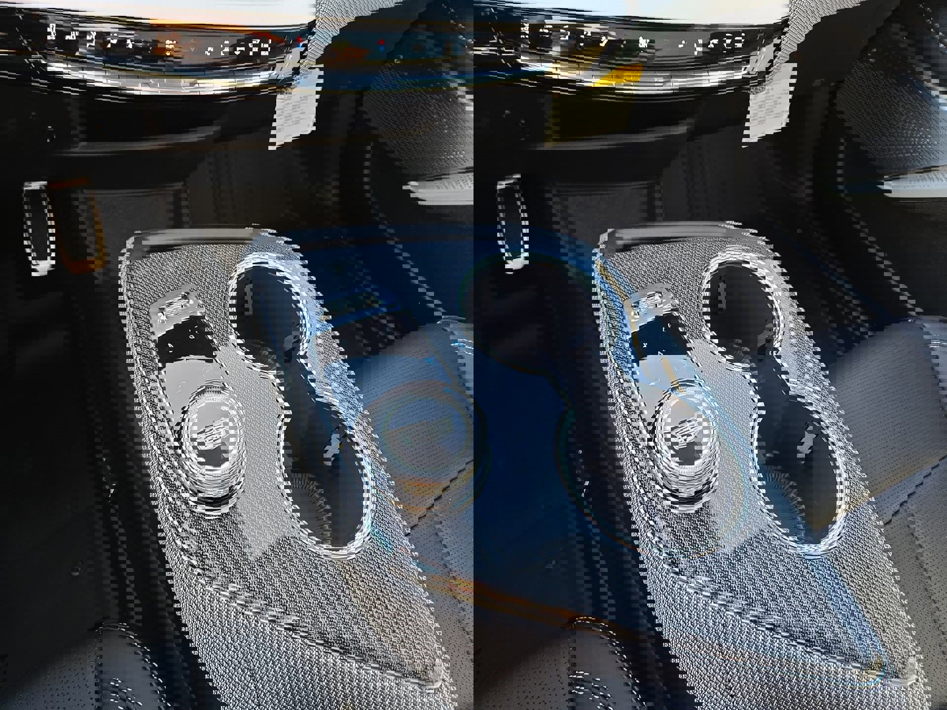 New 2026 Cadillac Optiq Luxury 2 image 22