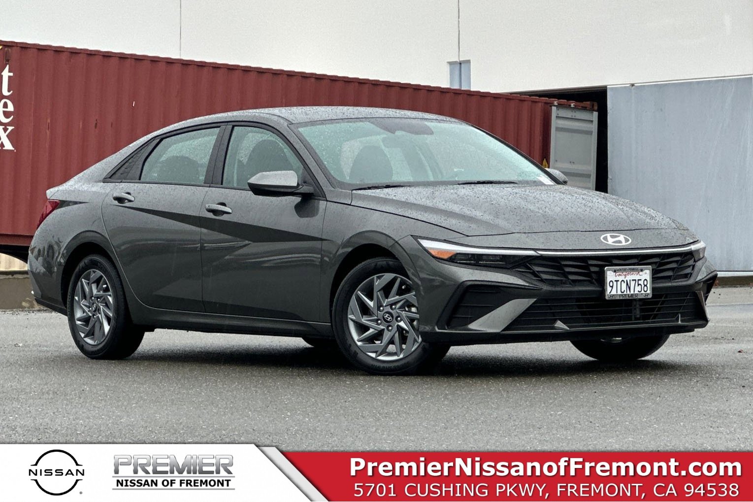 Used 2025 Hyundai Elantra Blue video 1