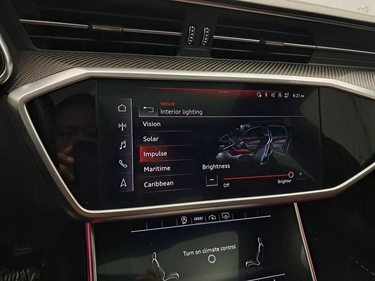 Used 2022 Audi S6 Premium Plus w/ S Sport Package AWD/4WD image 33
