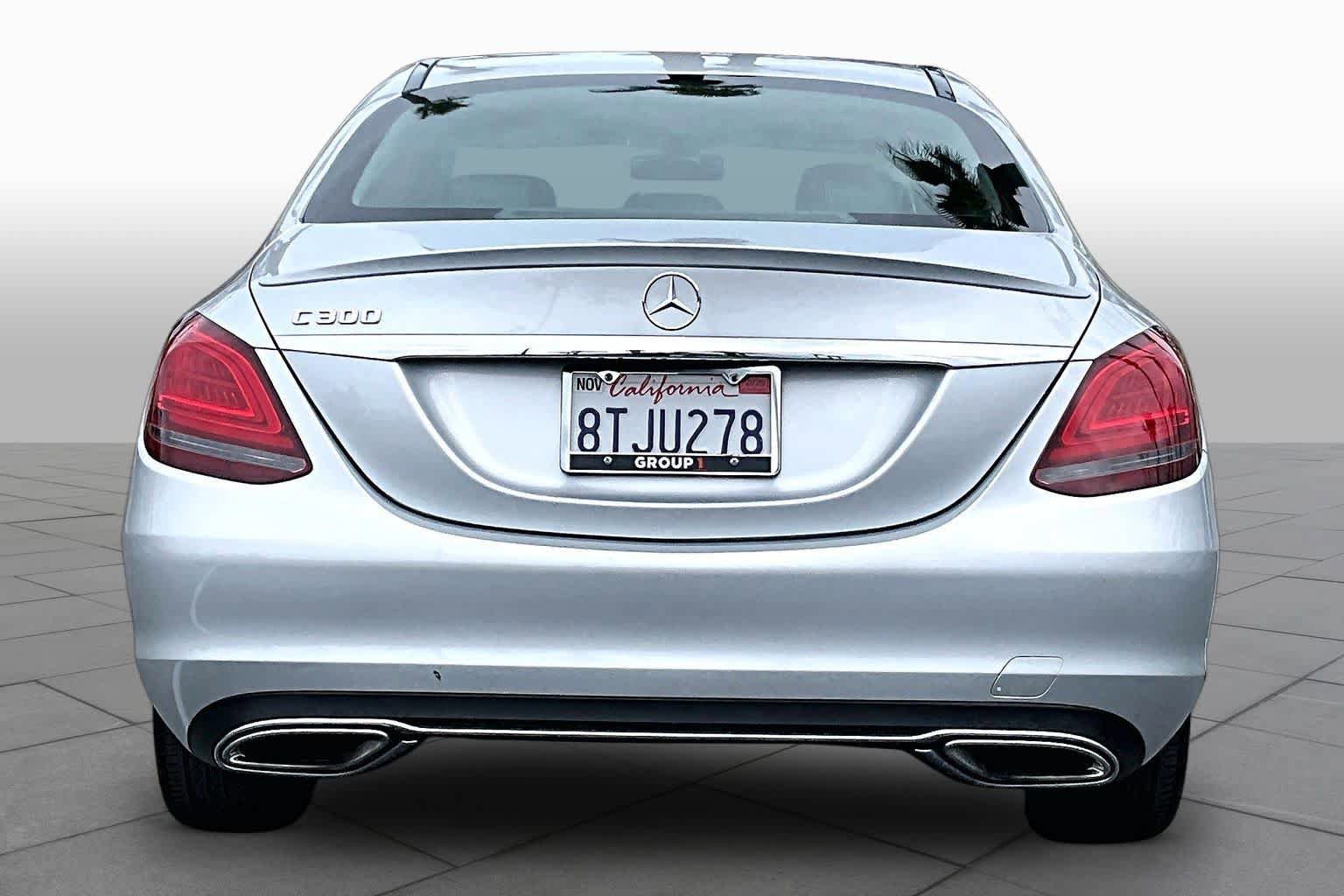 Used 2020 Mercedes-Benz C 300 Sedan image 4