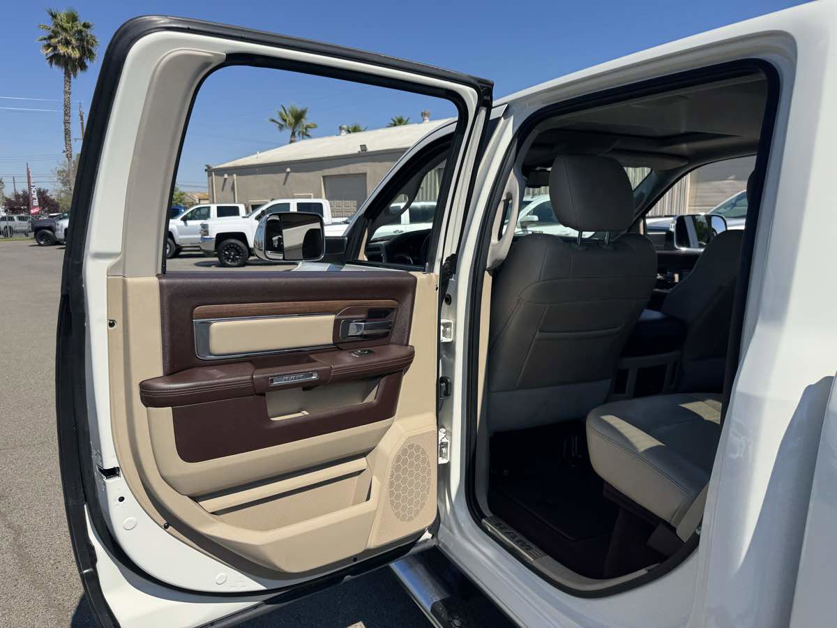 Used 2016 RAM 1500 Laramie w/ Convenience Group image 19