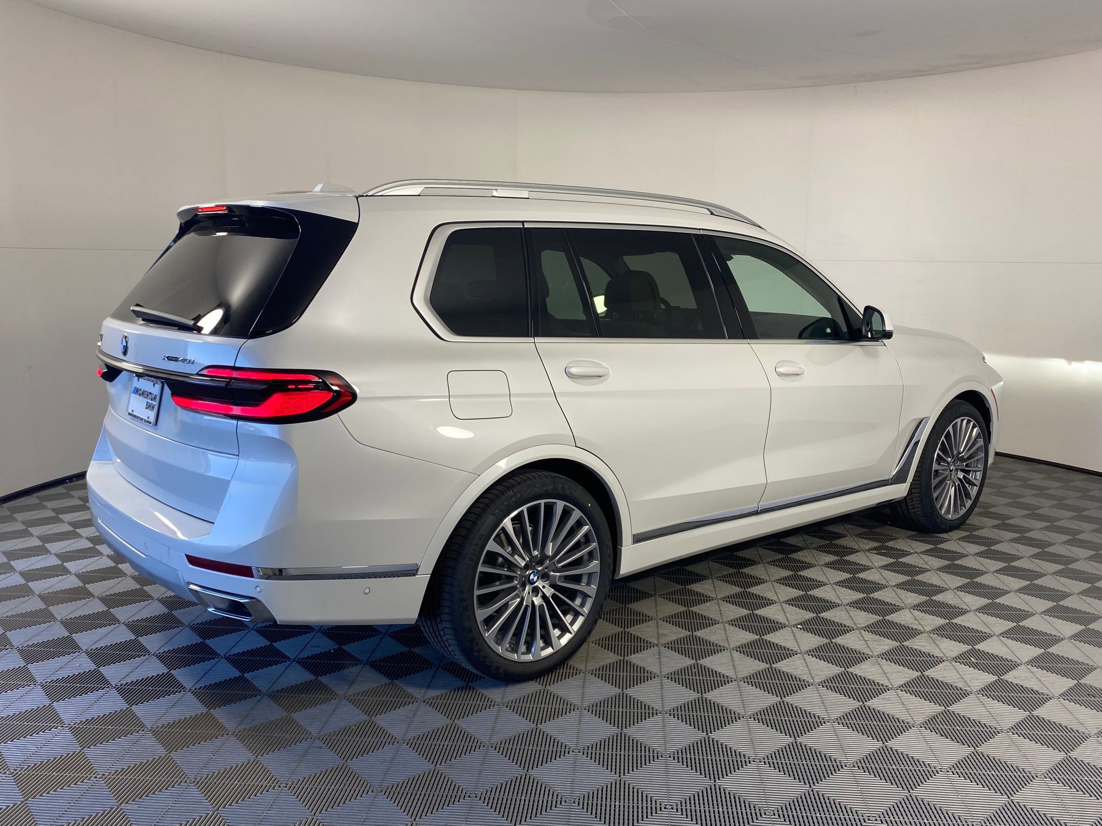 New 2026 BMW X7 xDrive40i image 8