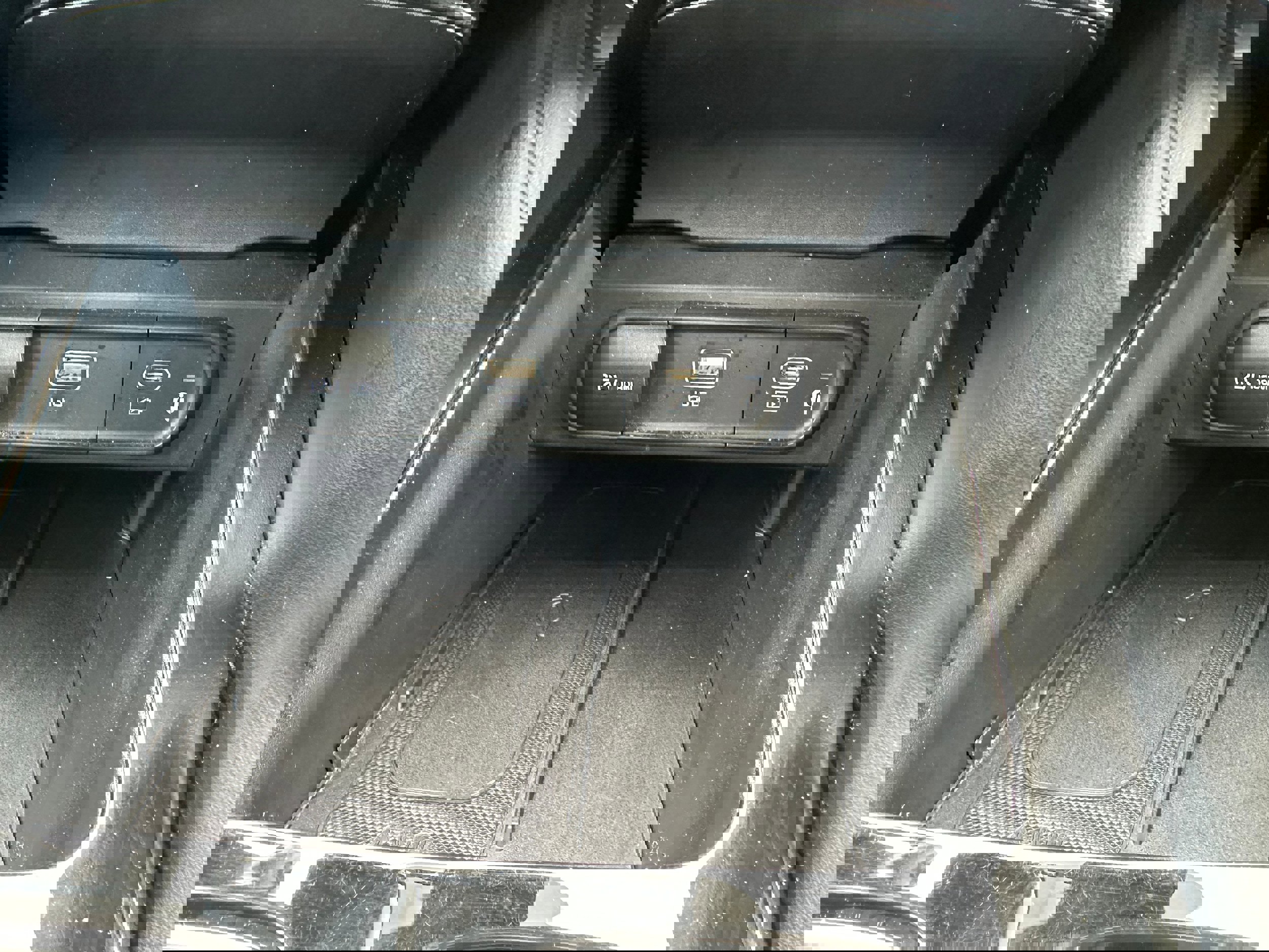 Used 2023 Kia Telluride S image 41