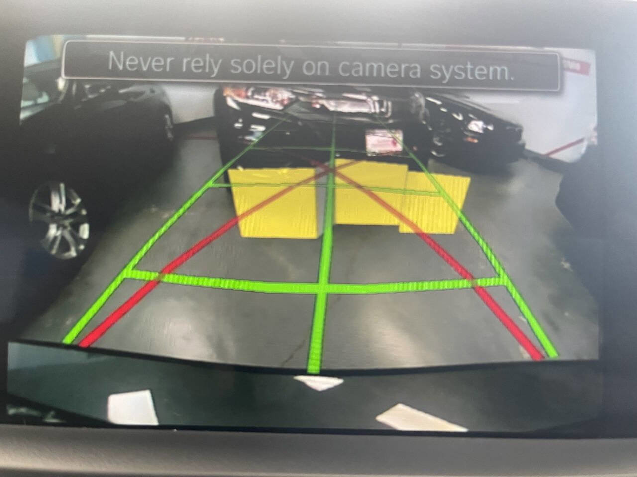 Used 2017 BMW 230i xDrive 230i xDrive AWD 2dr Coupe image 16