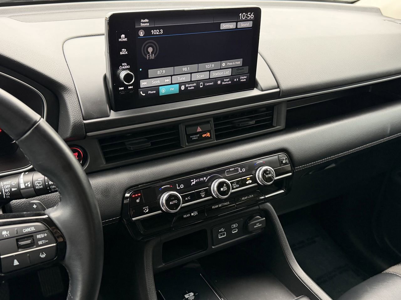 Used 2025 Honda Pilot EX-L image 18