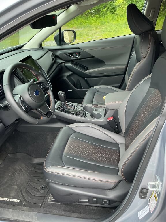Certified 2024 Subaru Crosstrek 2.5i Limited AWD/4WD image 10