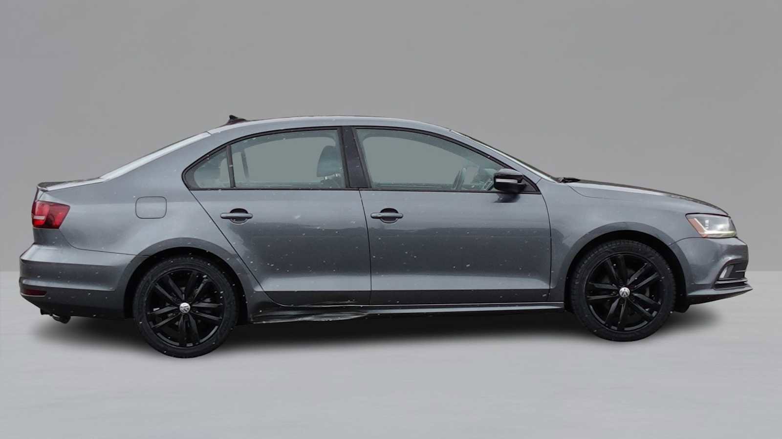 Used 2018 Volkswagen Jetta Sport image 4
