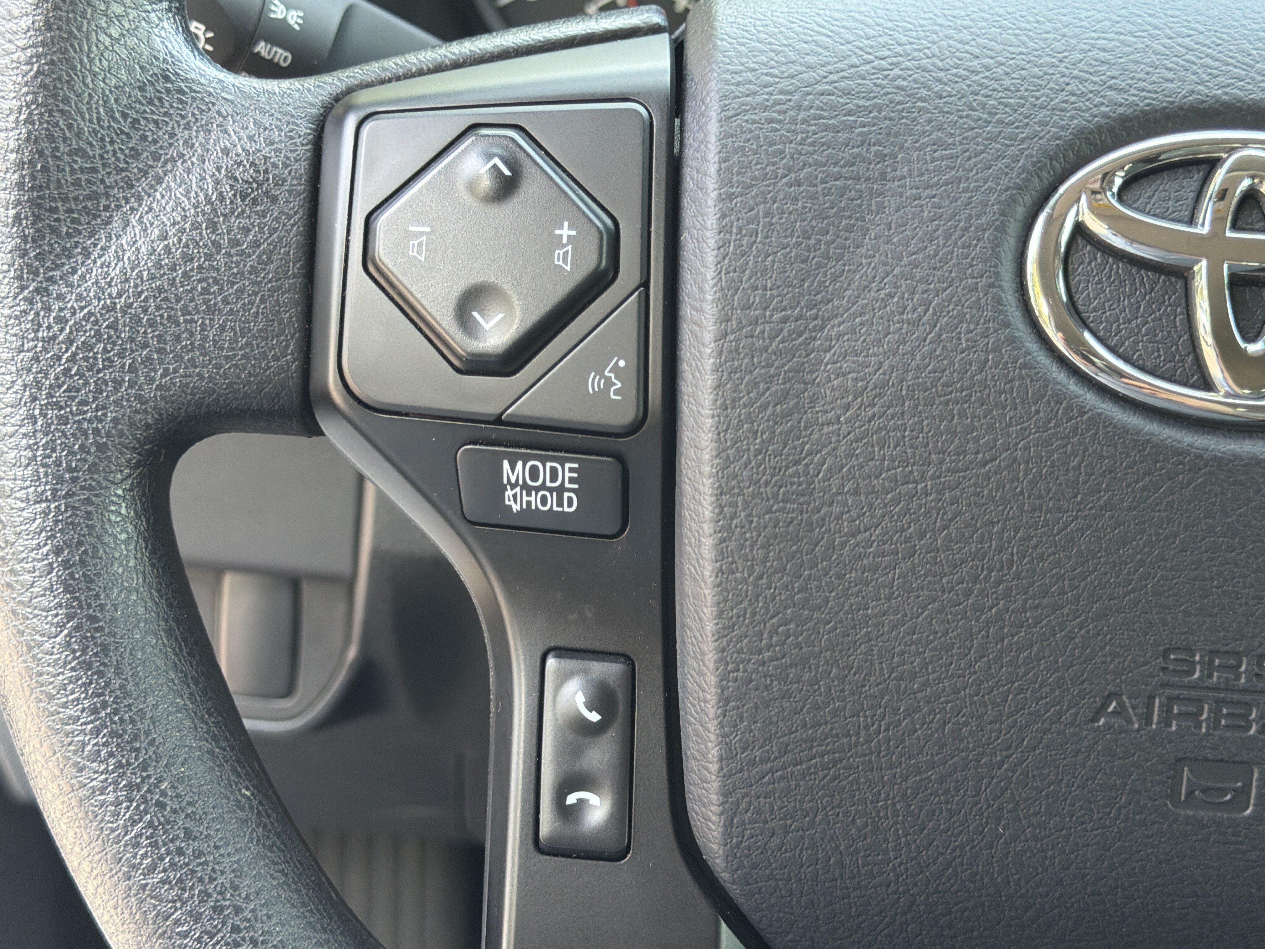 Used 2023 Toyota Tacoma SR AWD/4WD image 24