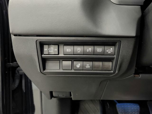 Used 2023 Toyota Tundra Platinum AWD/4WD image 25