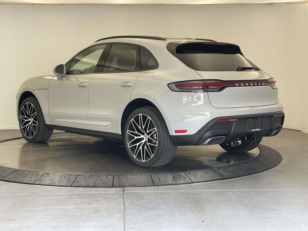 New 2026 Porsche Macan AWD/4WD image 3