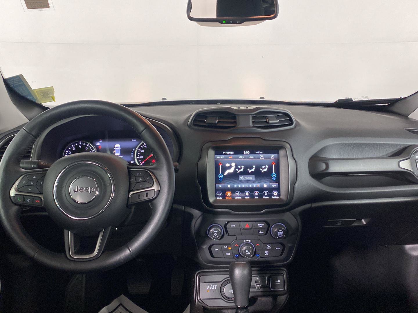 Used 2022 Jeep Renegade Latitude w/ Convenience Group AWD/4WD image 27