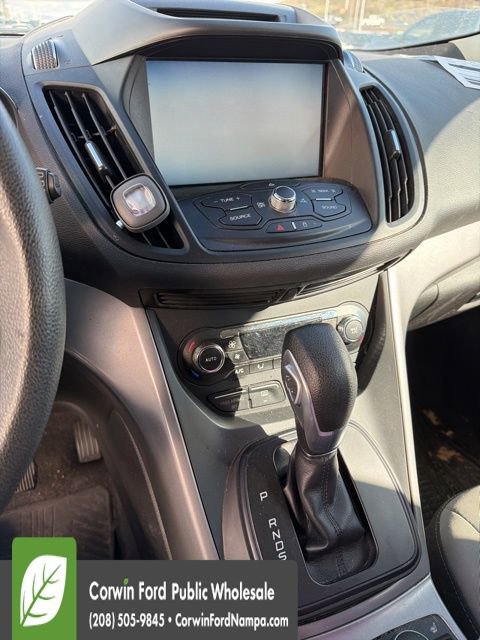 Used 2015 Ford Escape SE w/ Equipment Group 201A image 9