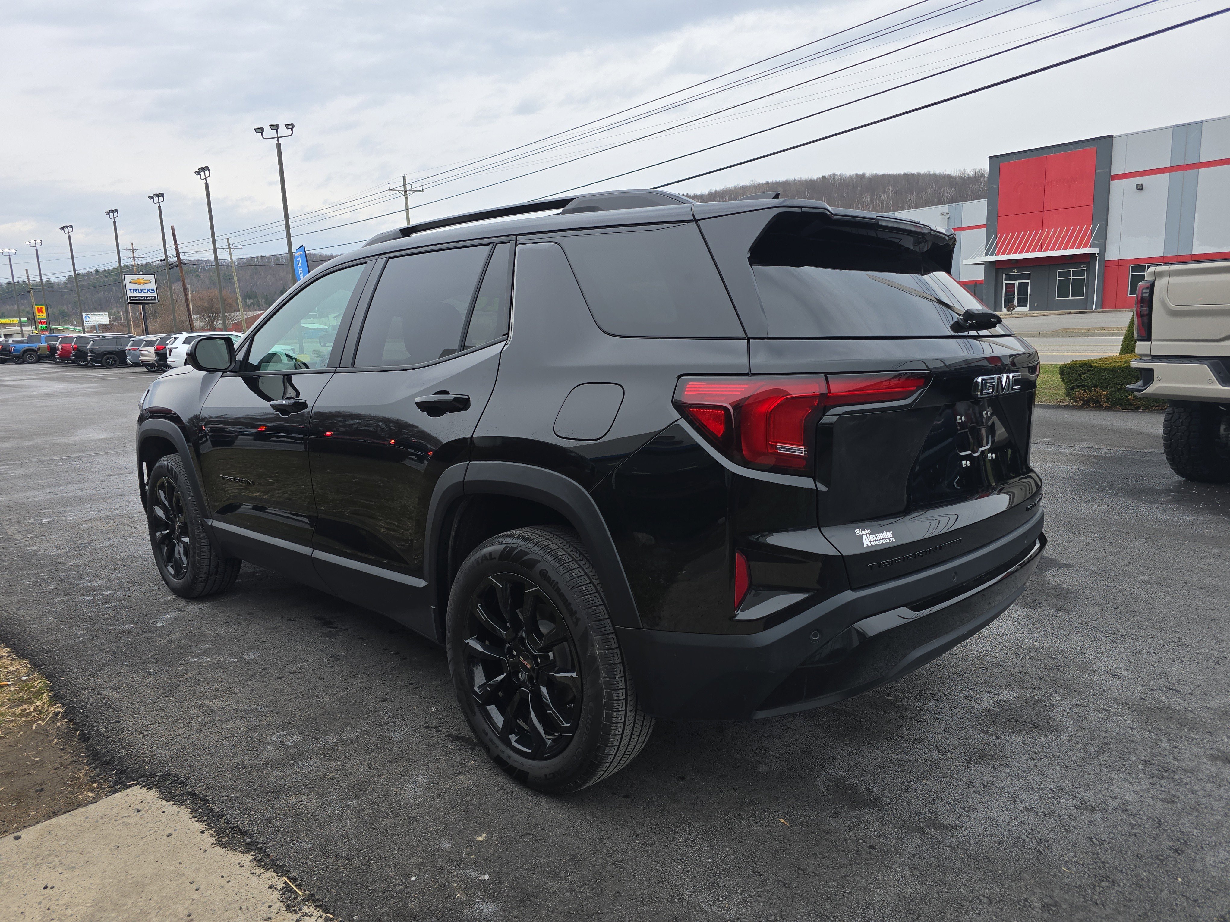 Used 2026 GMC Terrain Elevation w/ Black Edition image 6