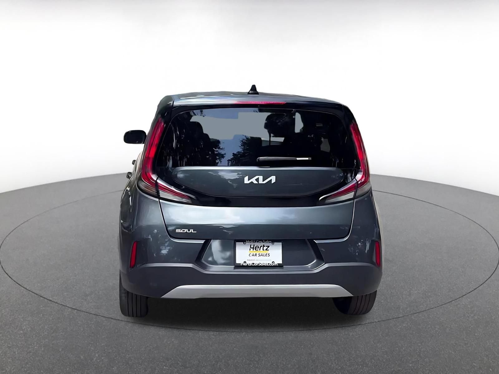 Used 2025 Kia Soul LX w/ LX Technology Package FWD image 12