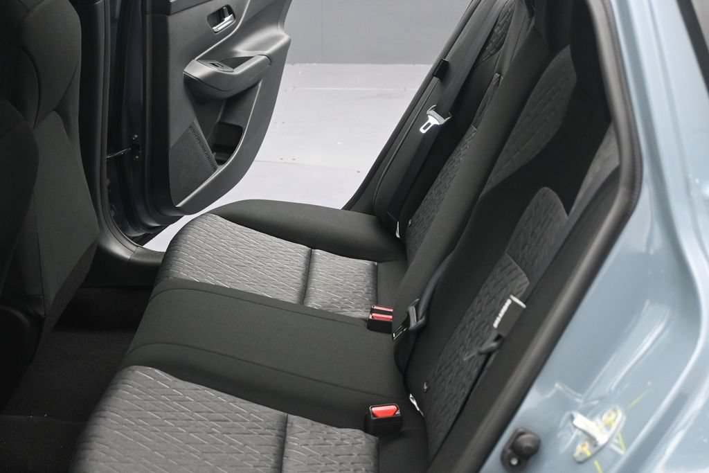 New 2026 Nissan Sentra SV w/ SV Convenience Package FWD image 18