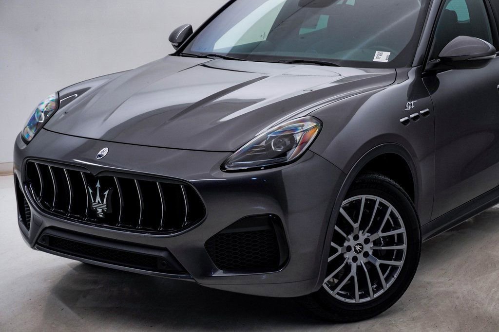 Certified 2024 Maserati Grecale GT image 4