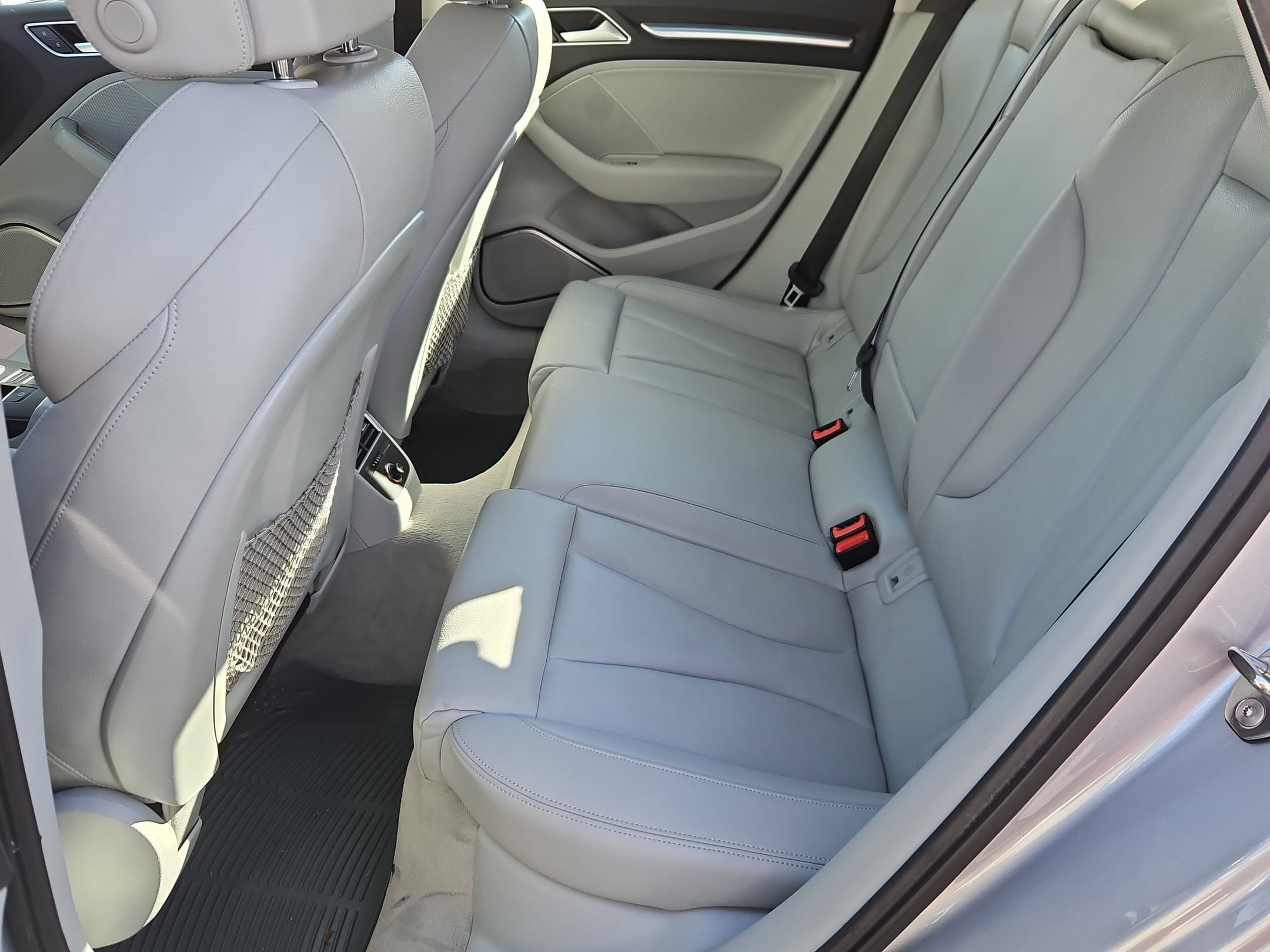 Used 2015 Audi A3 TDI Prestige w/ Prestige Package FWD image 25