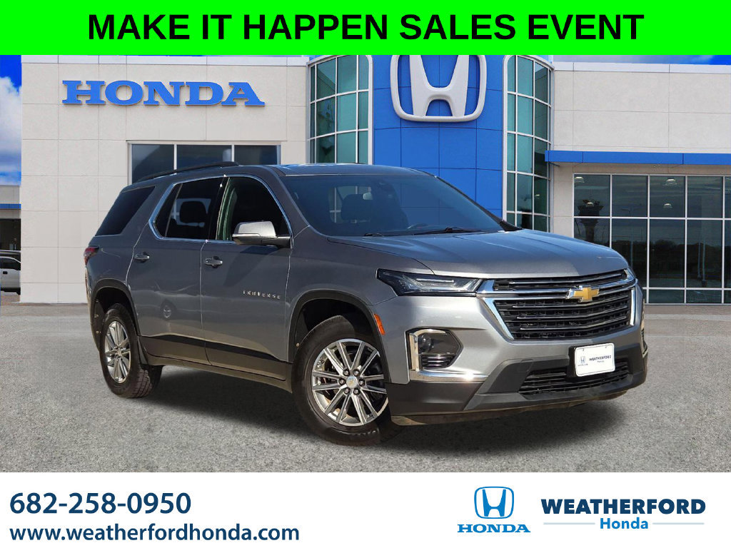 Used 2023 Chevrolet Traverse LT