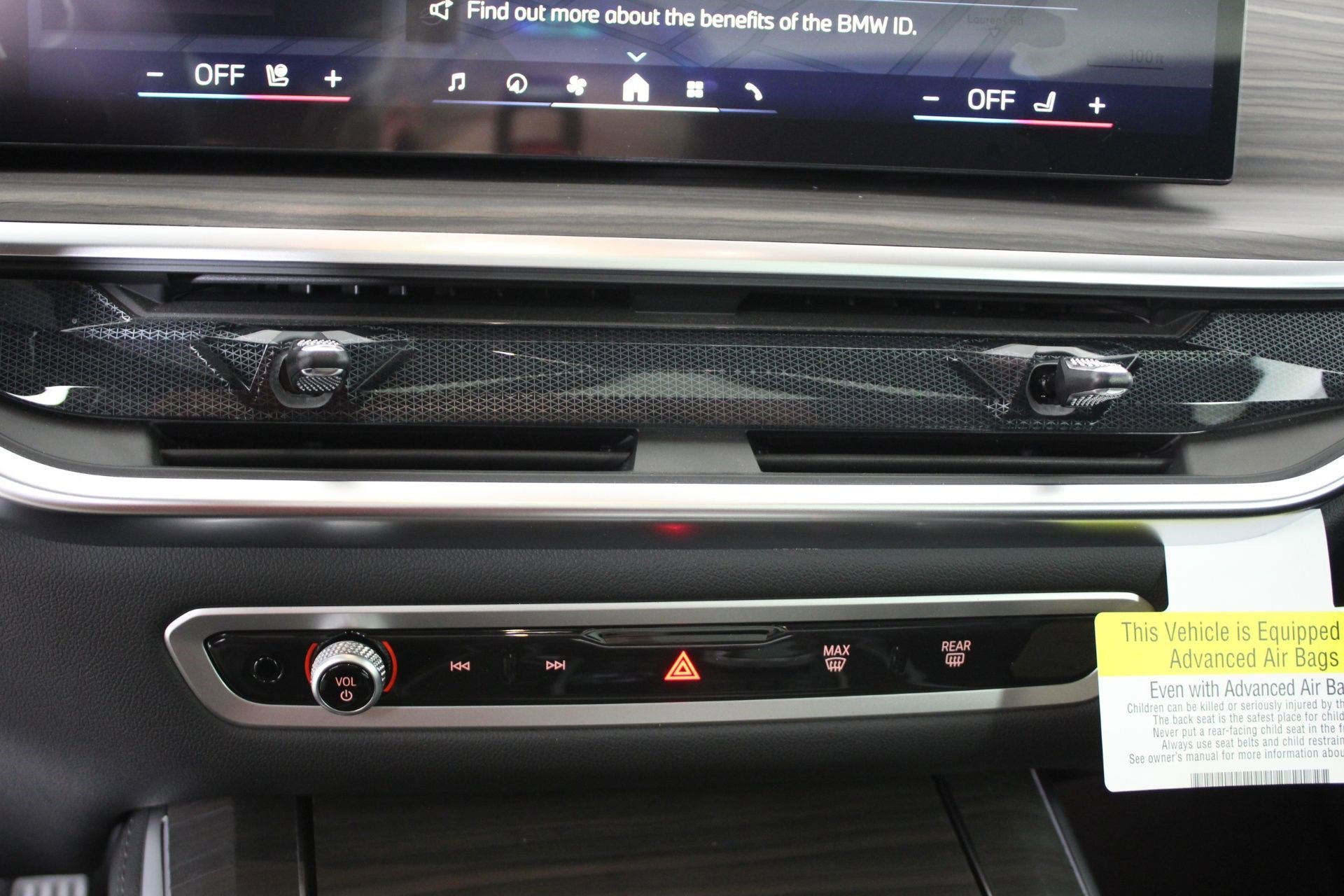 New 2026 BMW X5 xDrive50e w/ Executive Package AWD/4WD image 18