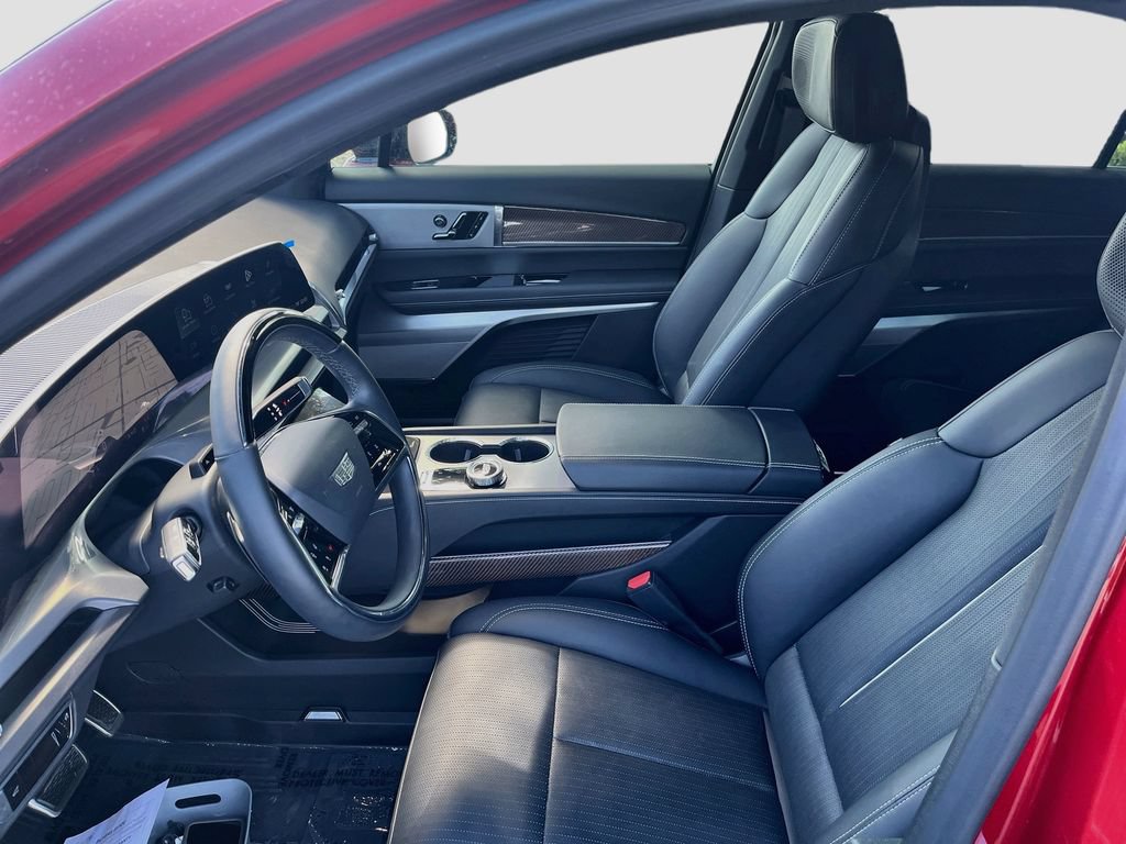 Used 2026 Cadillac Vistiq Sport w/ LPO, Floor Liner Package AWD/4WD image 22