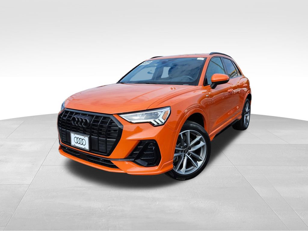Certified 2023 Audi Q3 2.0T Premium w/ Black Optic Sport Package image 3