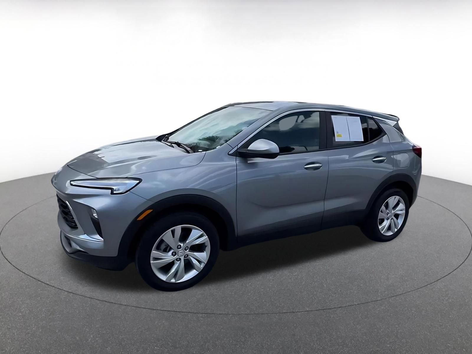 Used 2025 Buick Encore GX Preferred FWD image 8