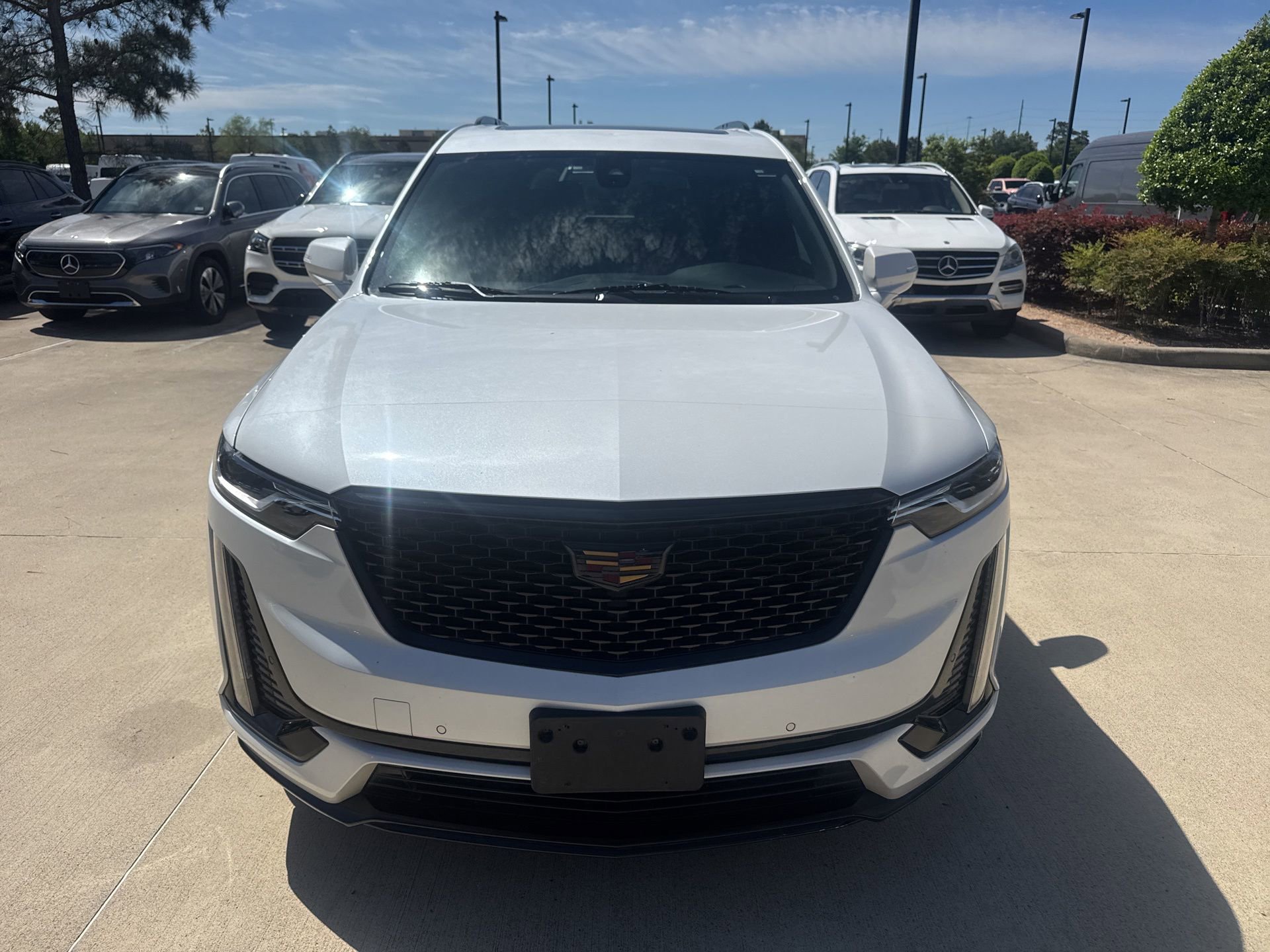 Used 2020 Cadillac XT6 Premium Luxury w/ LPO, Floor Liner Package image 2