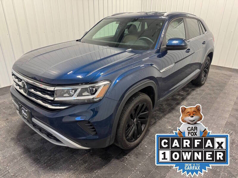 Used 2022 Volkswagen Atlas Cross Sport SE image 1