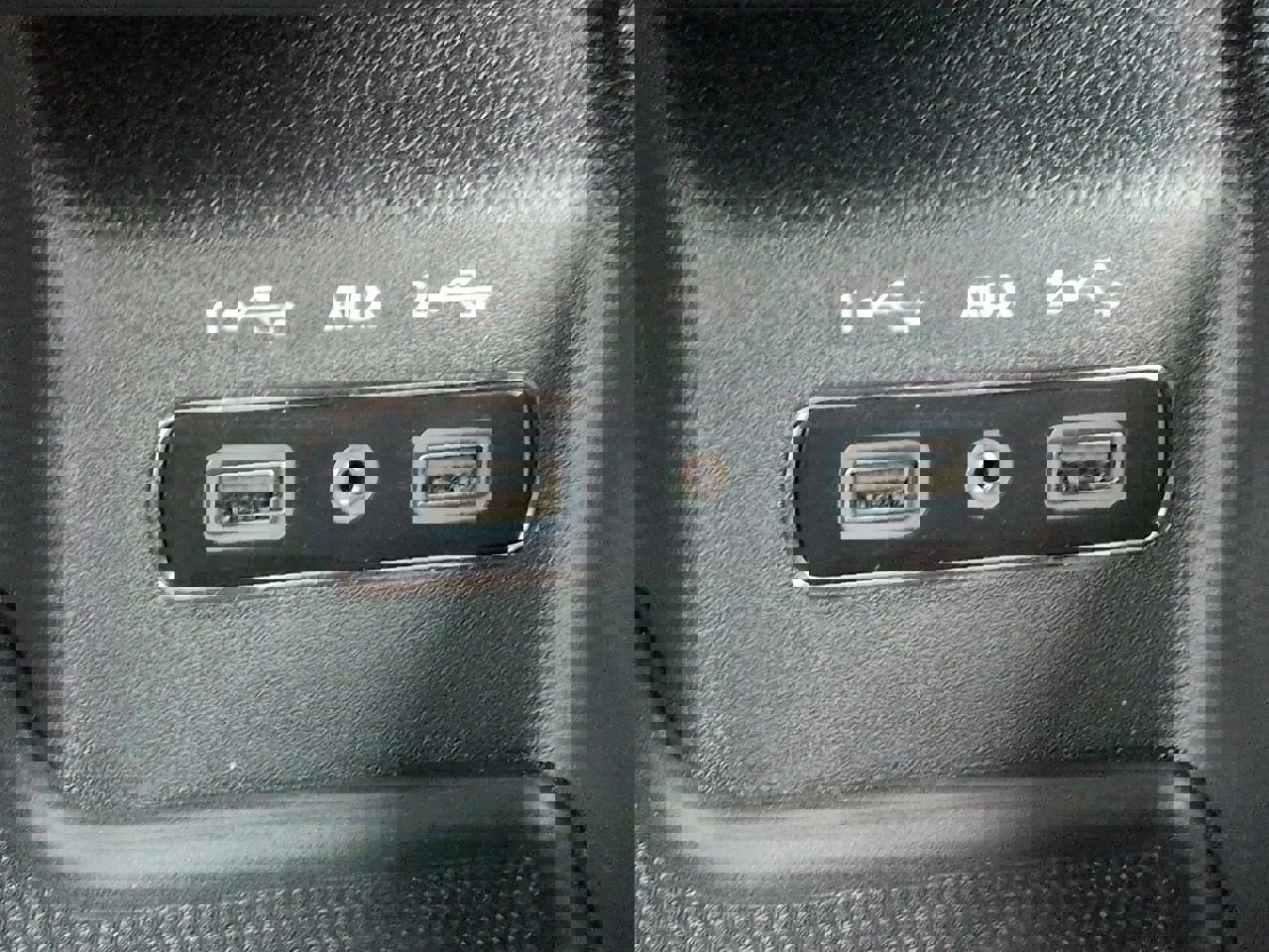 Used 2019 Dodge Durango SXT w/ 3rd Row Seating Group image 20