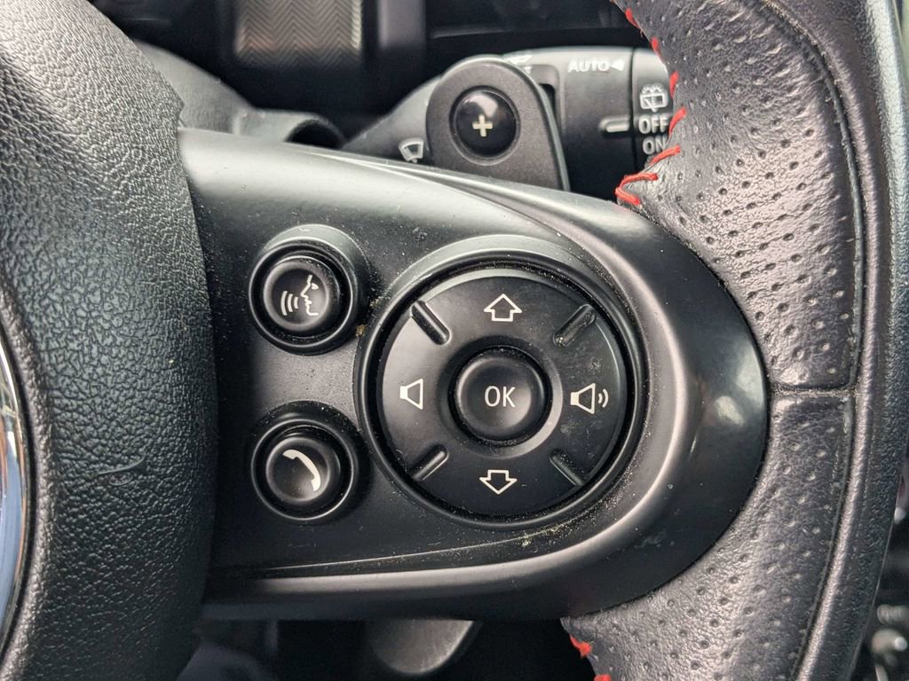 Used 2015 MINI Cooper S FWD image 25