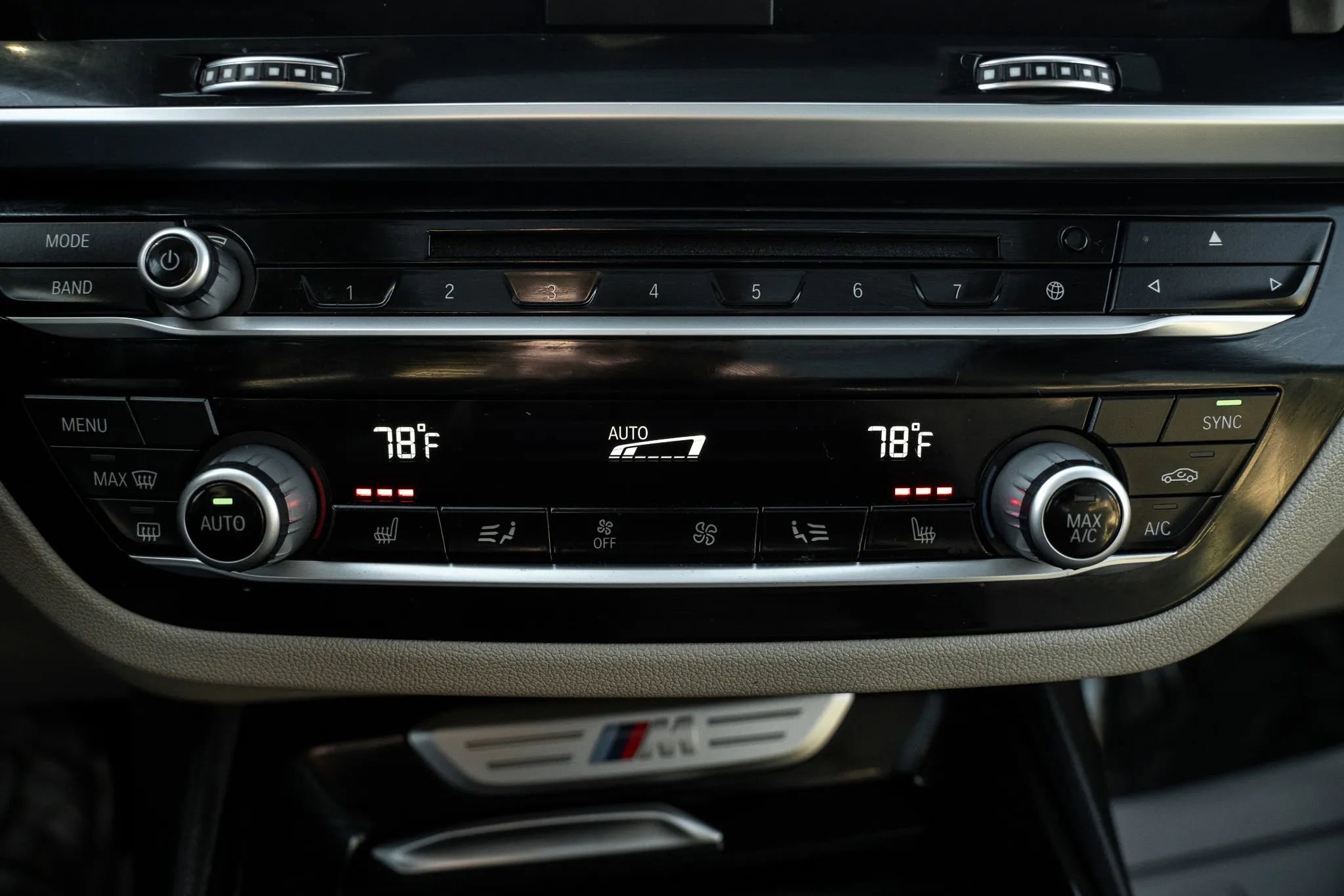 Used 2018 BMW X3 M40i image 27