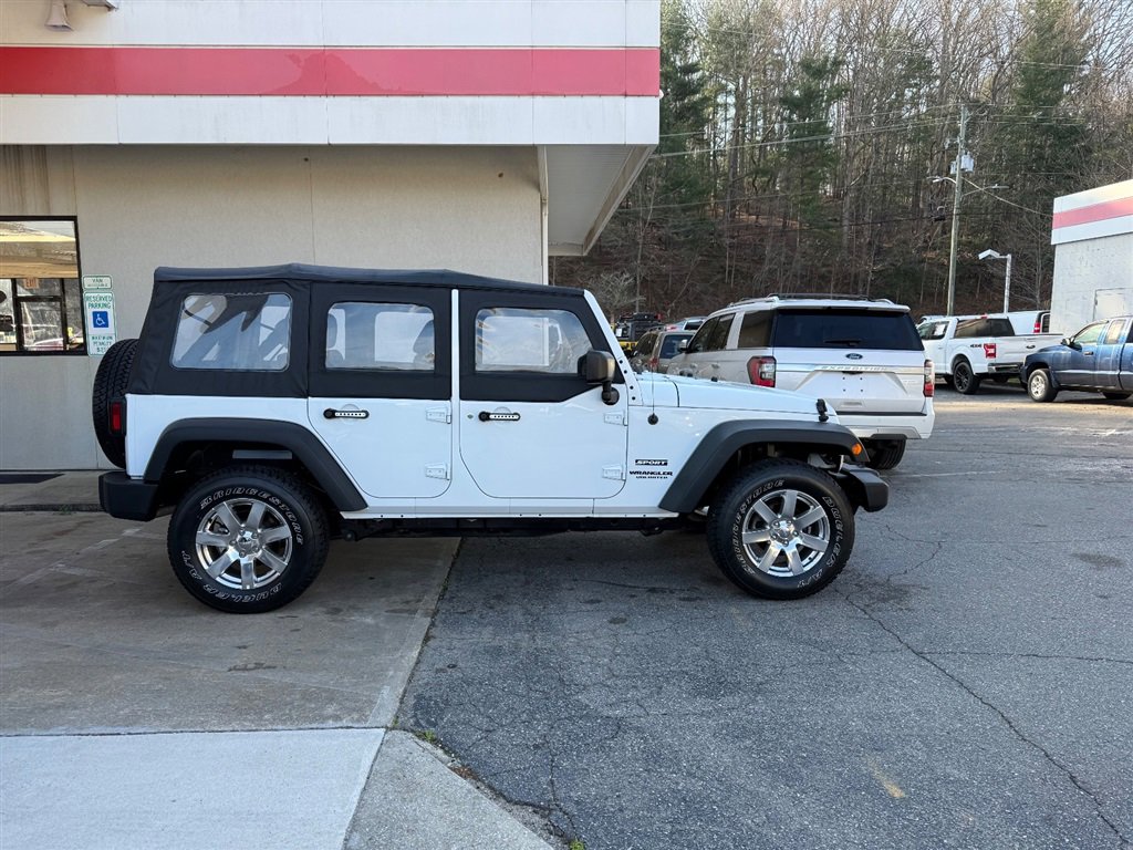 Used 2017 Jeep Wrangler Unlimited Sport image 2
