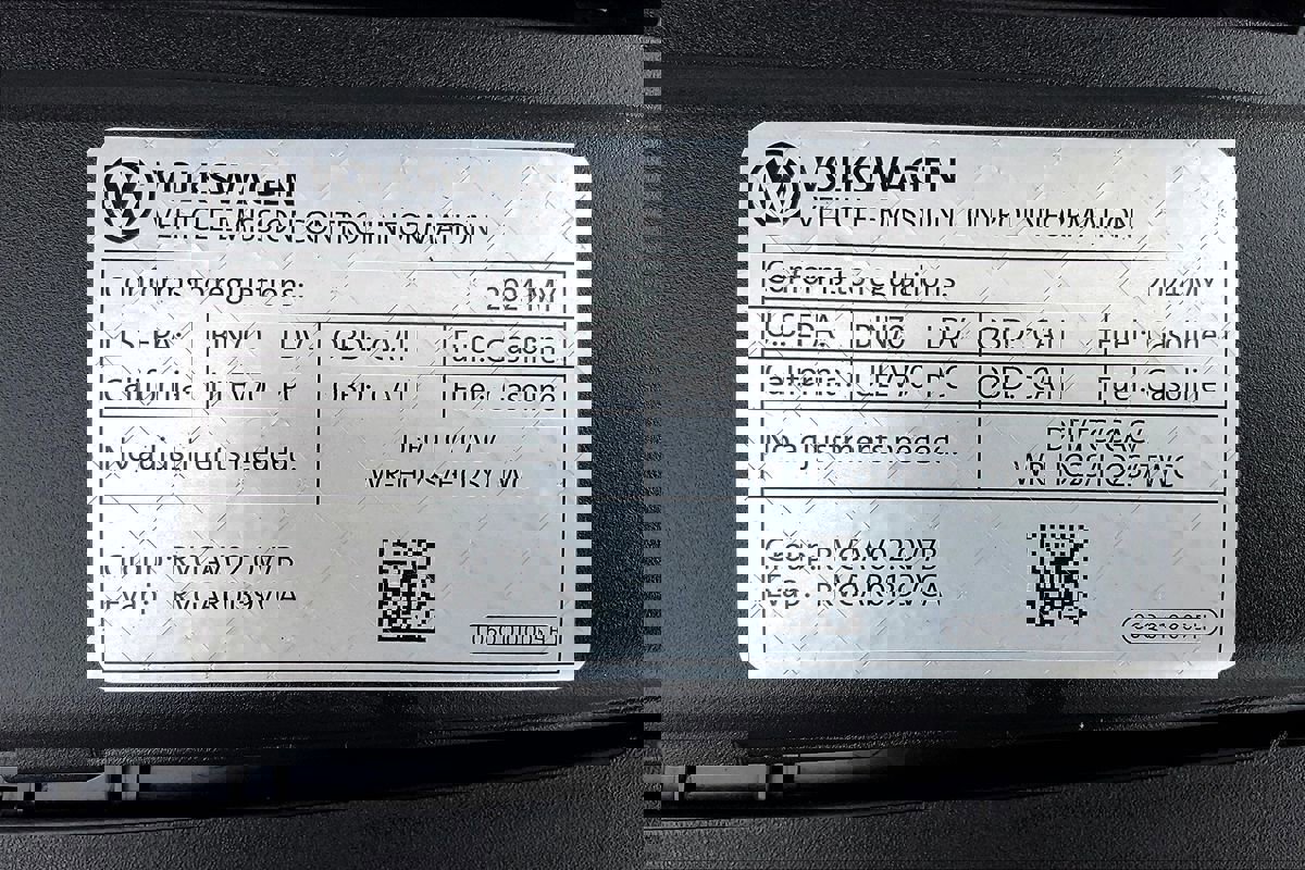 Used 2024 Volkswagen Golf R image 26