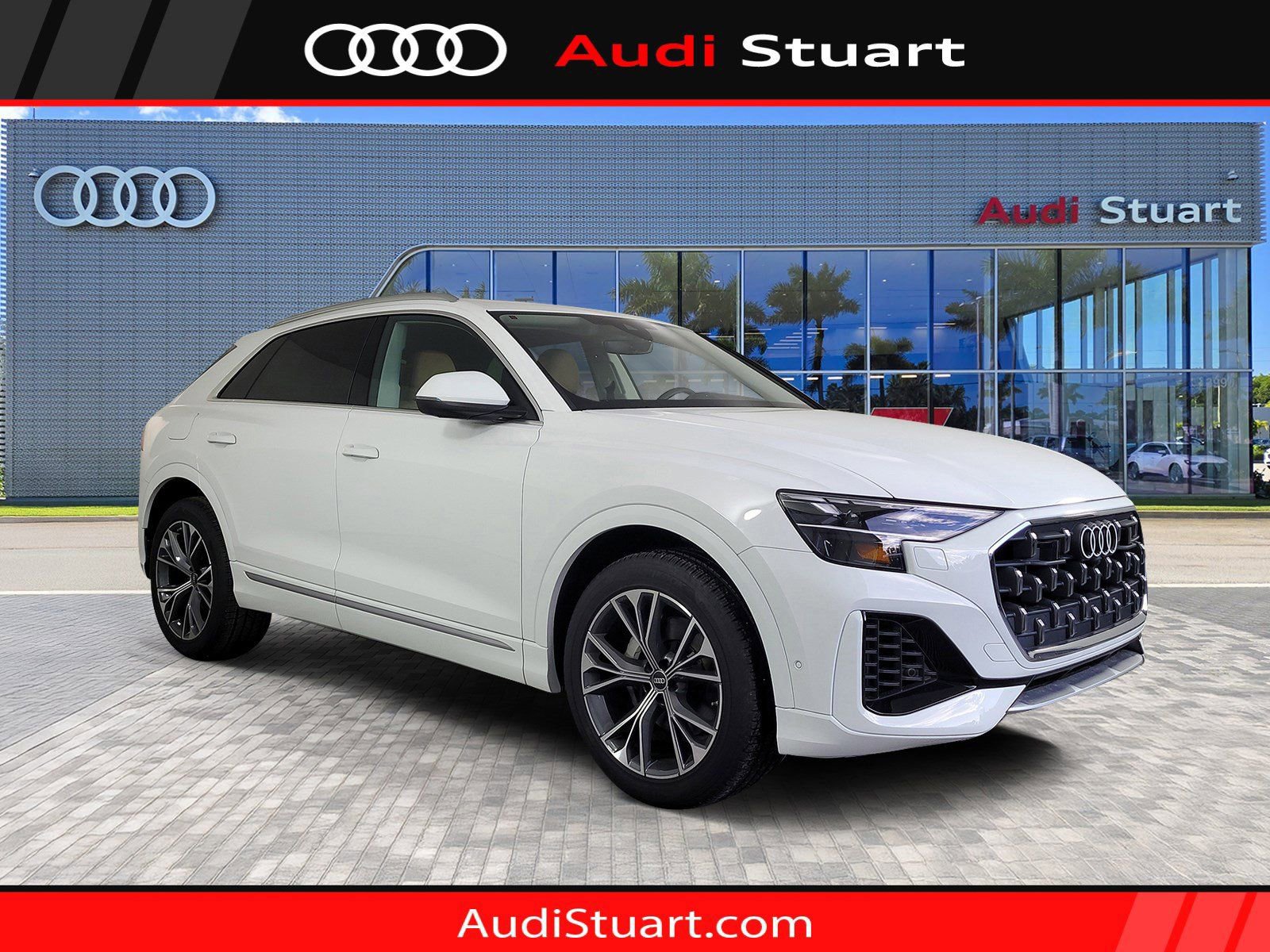 New 2025 Audi Q8 Premium