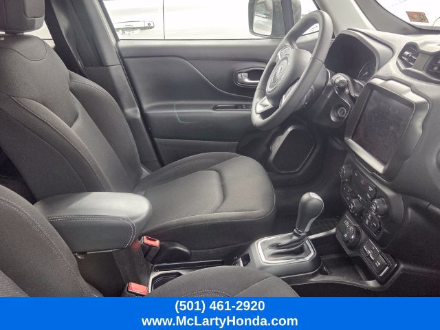 Used 2023 Jeep Renegade Latitude AWD/4WD image 9