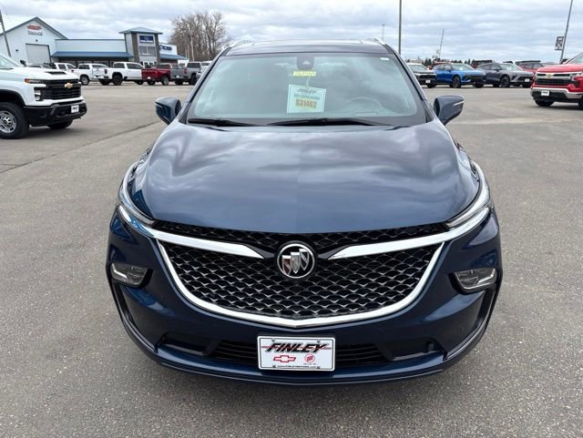 Used 2022 Buick Enclave Avenir w/ Avenir Technology Package AWD/4WD image 3