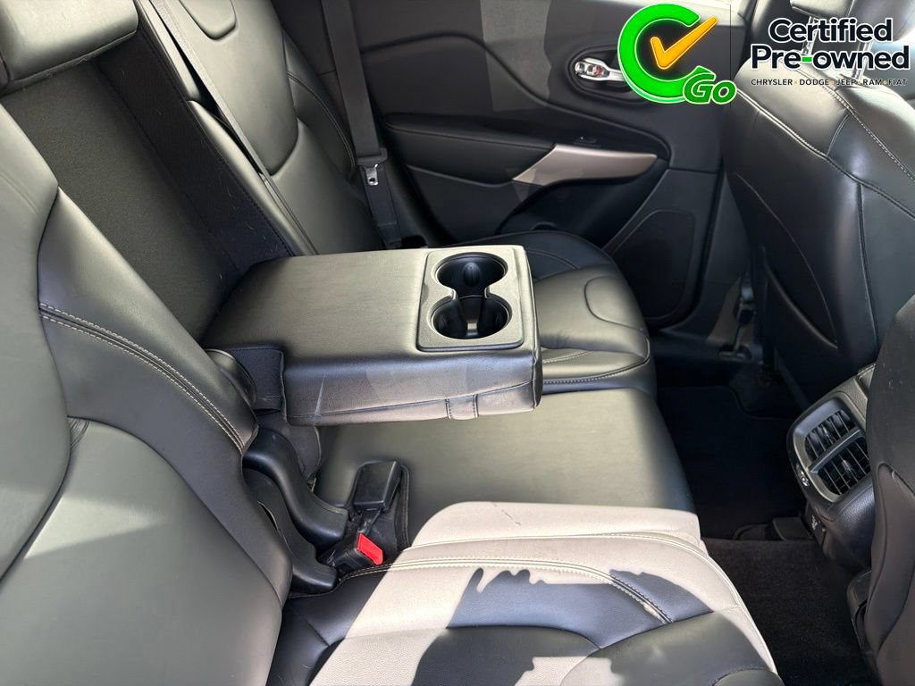 Certified 2018 Jeep Cherokee Limited FWD image 25
