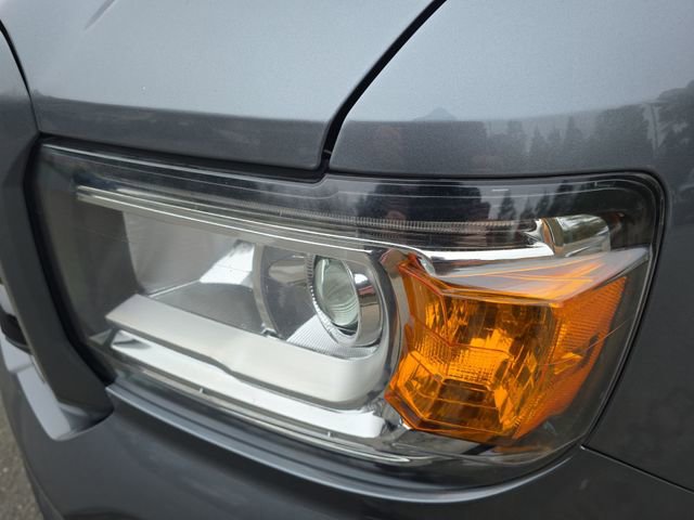 Used 2020 GMC Canyon SLE w/ Driver Alert Package image 44