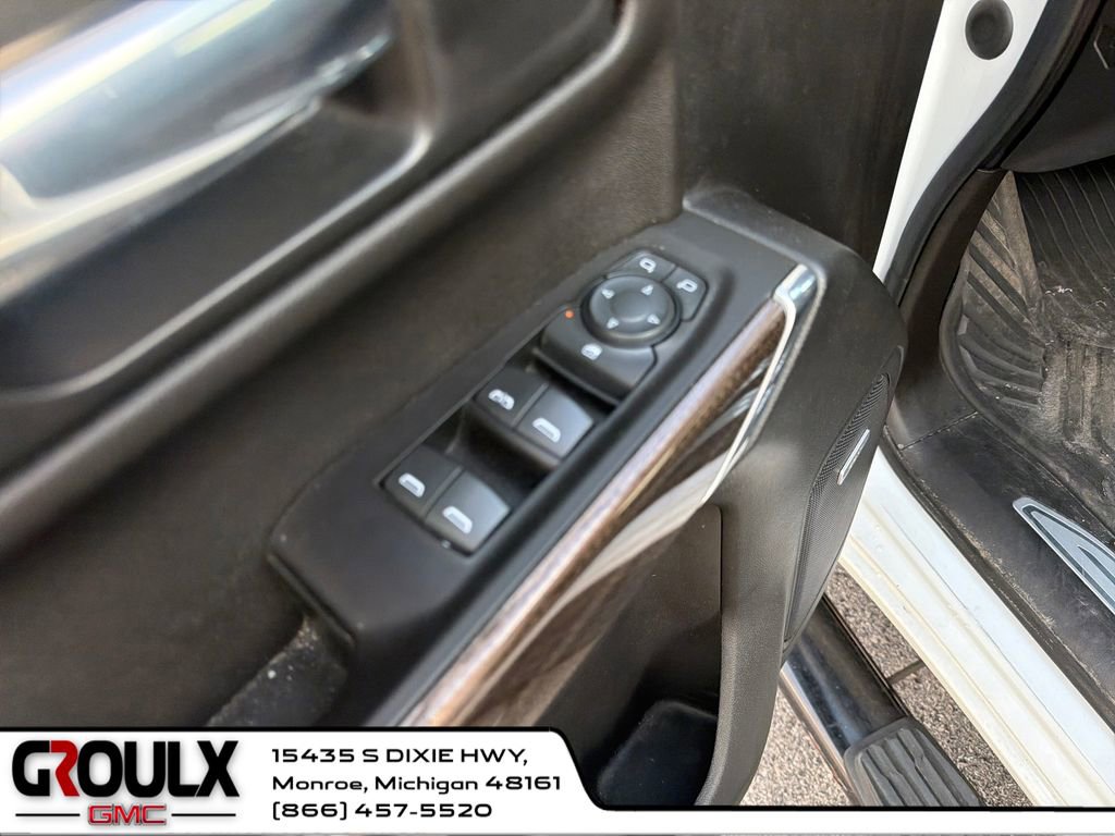 Used 2021 Chevrolet Silverado 1500 LT Trail Boss w/ Convenience Package II image 12