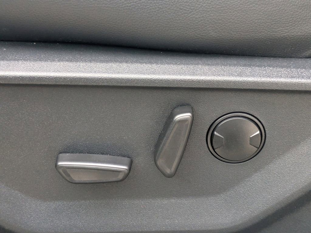 New 2025 Ford F550 4x4 Crew Cab Super Duty image 11