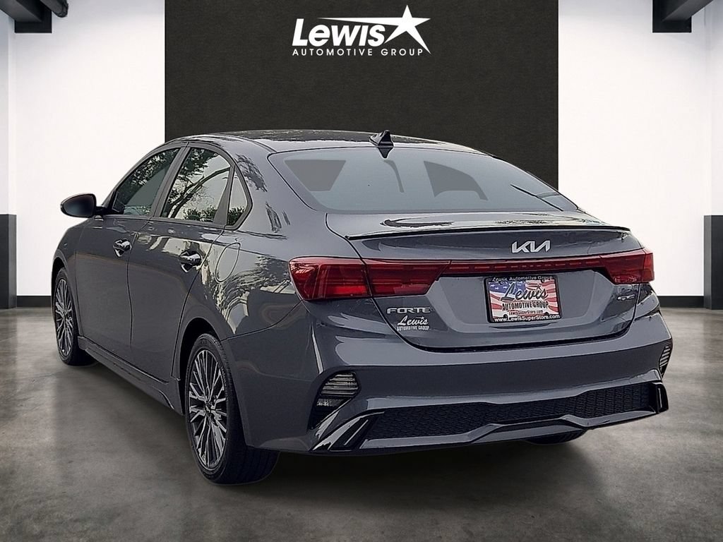 Used 2024 Kia Forte GT-Line FWD image 3
