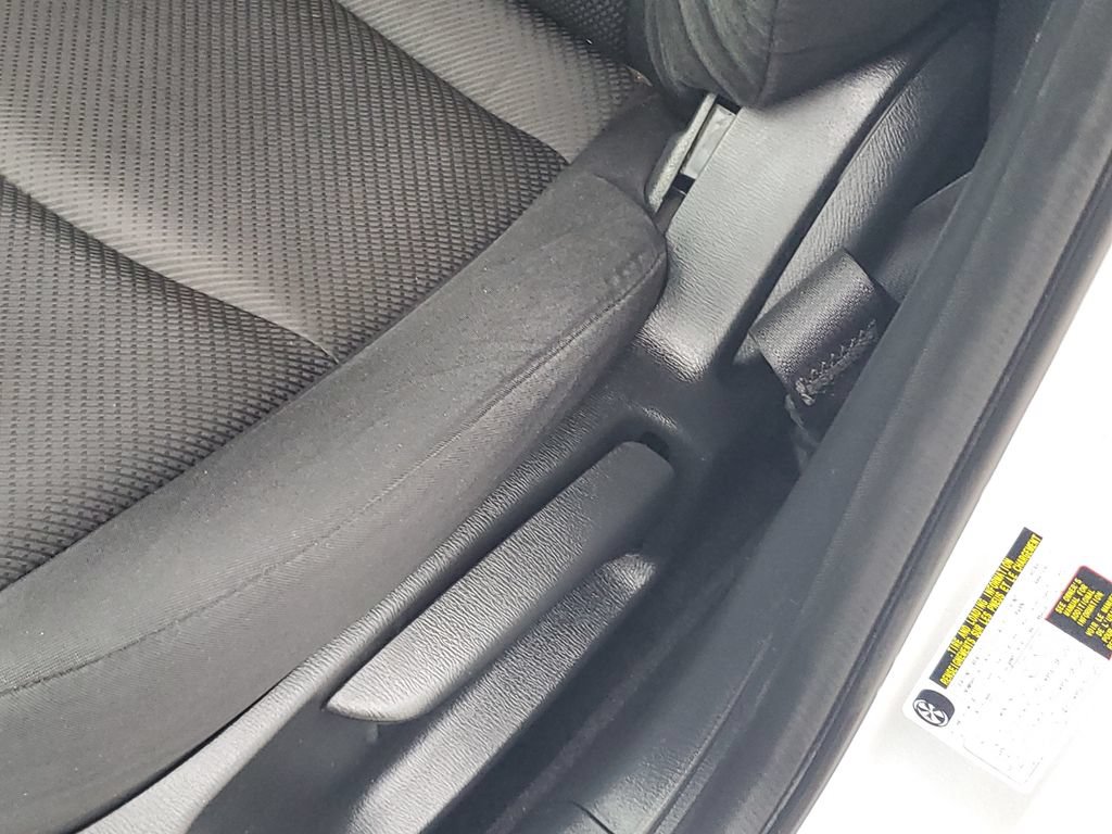 Used 2017 MAZDA MAZDA3 Sport FWD image 16