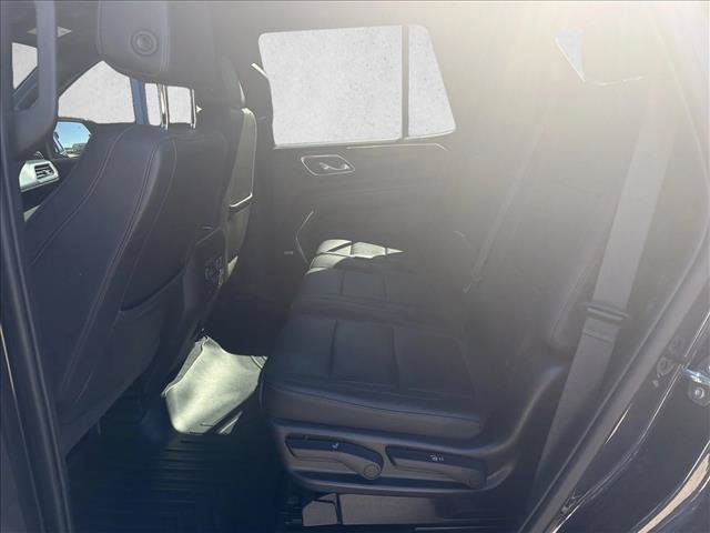 Used 2023 Chevrolet Tahoe LT w/ Luxury Package AWD/4WD image 19