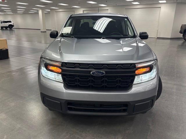 Used 2022 Ford Maverick XL FWD image 2