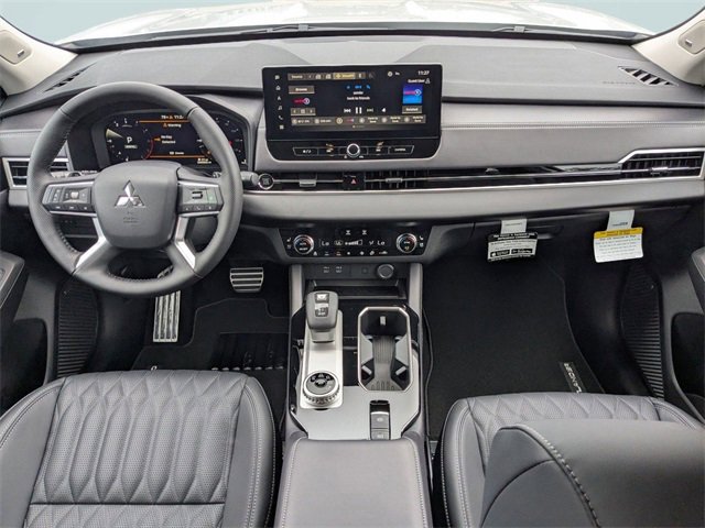 New 2025 Mitsubishi Outlander SEL image 13